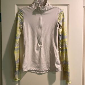 Nike Pro Dri-Fit Womens Small half zip